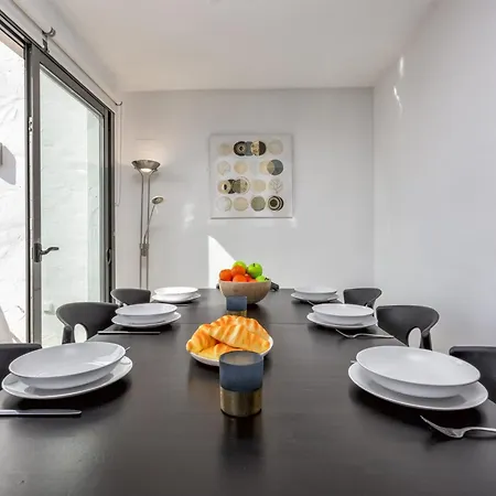 아파트 Vivi Homes - La Roca Pool, Terrace, Golf & Sea View 푸엔히롤라