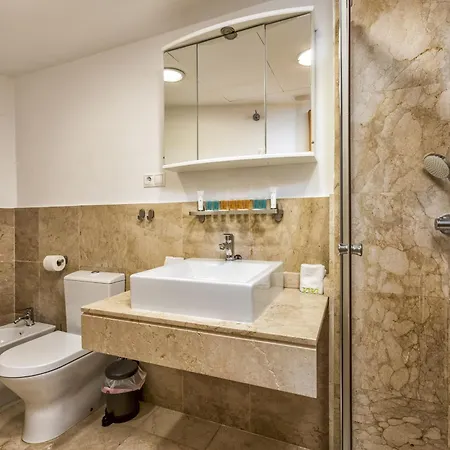 Vivi Homes - La Roca Pool, Terrace, Golf & Sea View 아파트