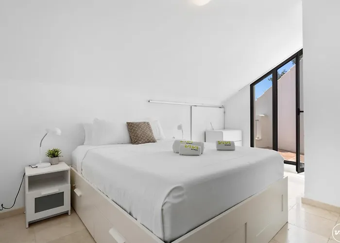 Vivi Homes - La Roca Pool, Terrace, Golf & Sea View * Fuengirola