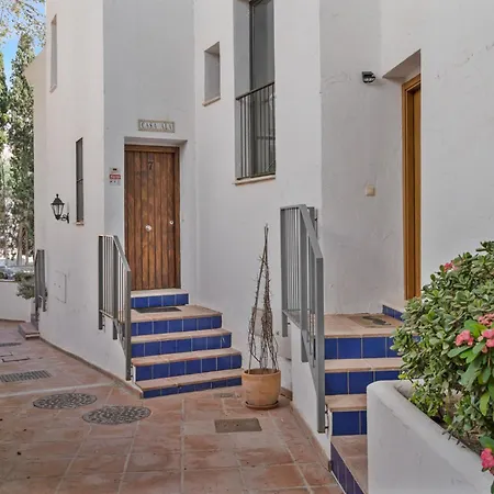 Vivi Homes - La Roca Pool, Terrace, Golf & Sea View Apartment *