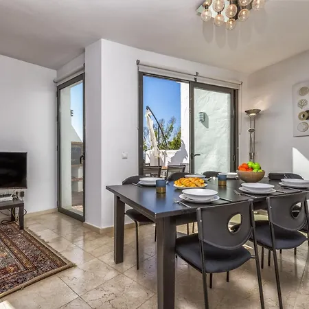 Vivi Homes - La Roca Pool, Terrace, Golf & Sea View Apartment Fuengirola